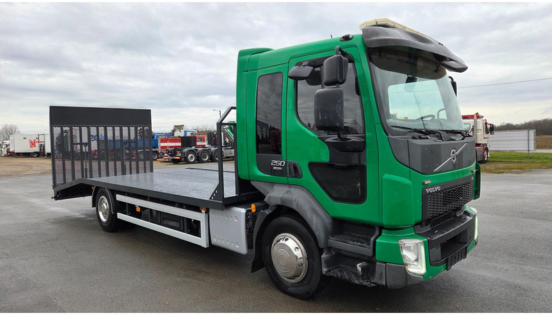 Volvo FL250 4X2 - Autotransporter truck: picture 2 Volvo FL250 4X2 - Autotransporter truck: picture 2