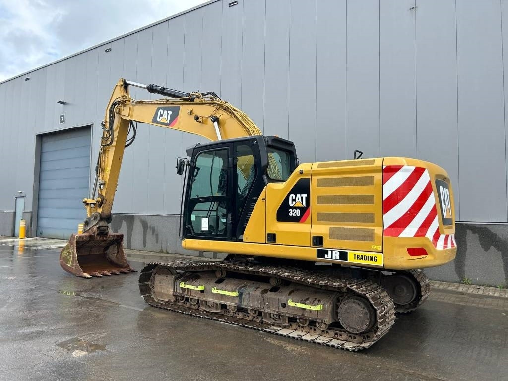 CAT 320 - Crawler excavator: picture 3 CAT 320 - Crawler excavator: picture 3