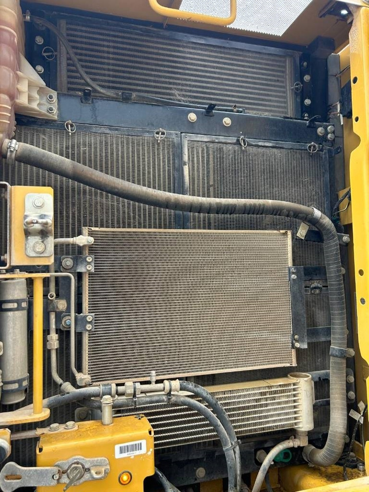 Crawler excavator CAT 320: picture 20 Crawler excavator CAT 320: picture 20