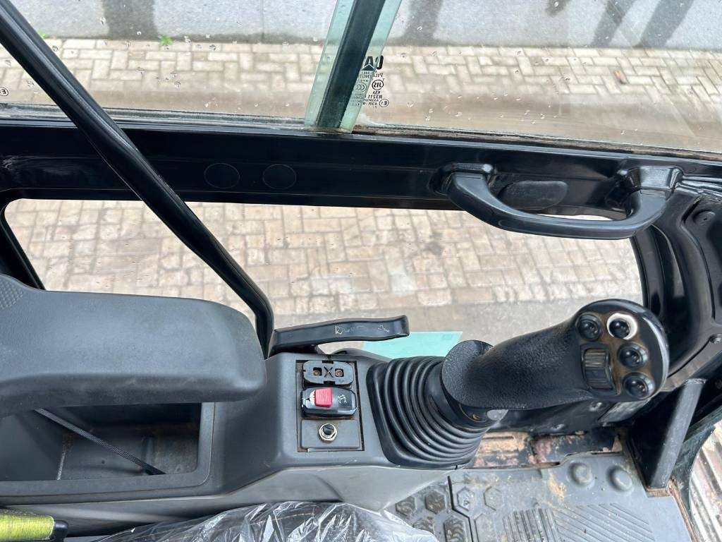 Crawler excavator CAT 320: picture 14 Crawler excavator CAT 320: picture 14