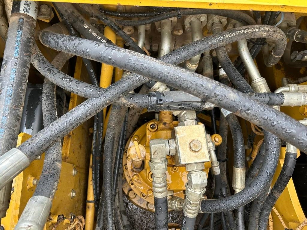 Crawler excavator CAT 320: picture 24 Crawler excavator CAT 320: picture 24