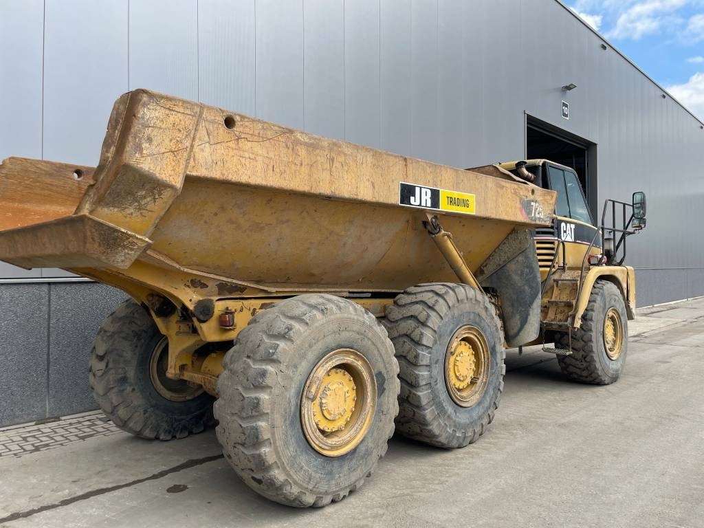 CAT 725 (CE certified - good working condition) - Articulated dumper: picture 5 CAT 725 (CE certified - good working condition) - Articulated dumper: picture 5