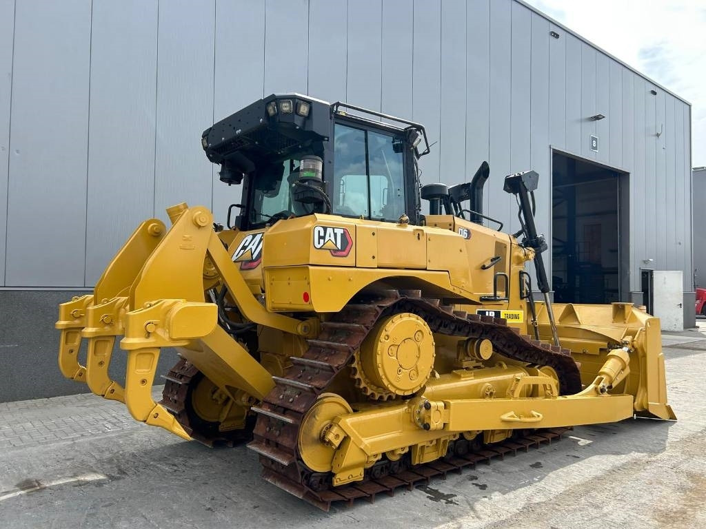 CAT D 6 XL (LOW HOURS - CE CERTIFIED) - Bulldozer: picture 5 CAT D 6 XL (LOW HOURS - CE CERTIFIED) - Bulldozer: picture 5