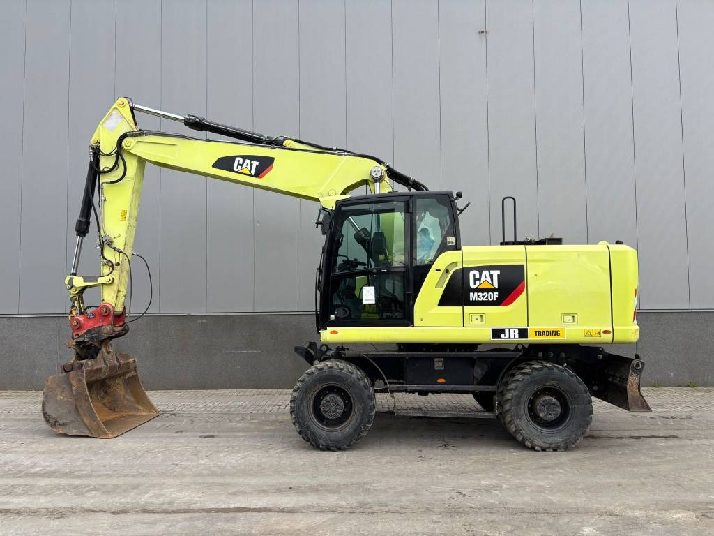 CAT M 320 F - Wheel excavator: picture 1 CAT M 320 F - Wheel excavator: picture 1