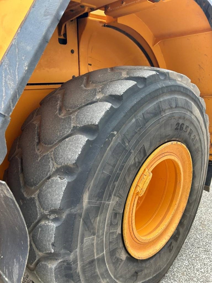 Wheel loader Hyundai HL 970: picture 35