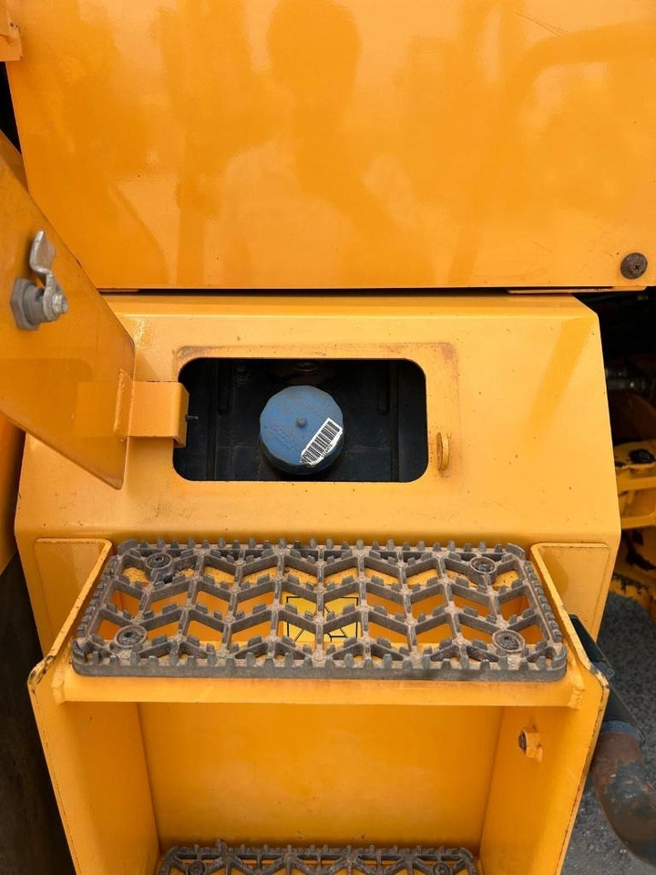 Wheel loader Hyundai HL 970: picture 32