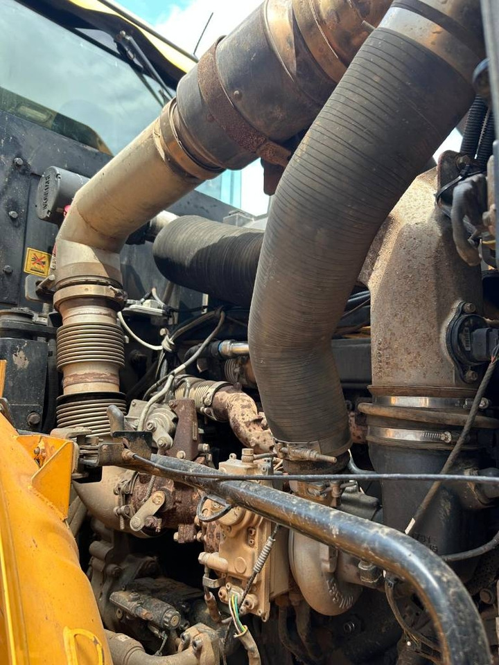 Wheel loader Hyundai HL 970: picture 25