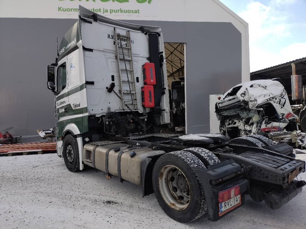 Mercedes-Benz Actros 1848 mega veturi - Tractor truck: picture 4 Mercedes-Benz Actros 1848 mega veturi - Tractor truck: picture 4