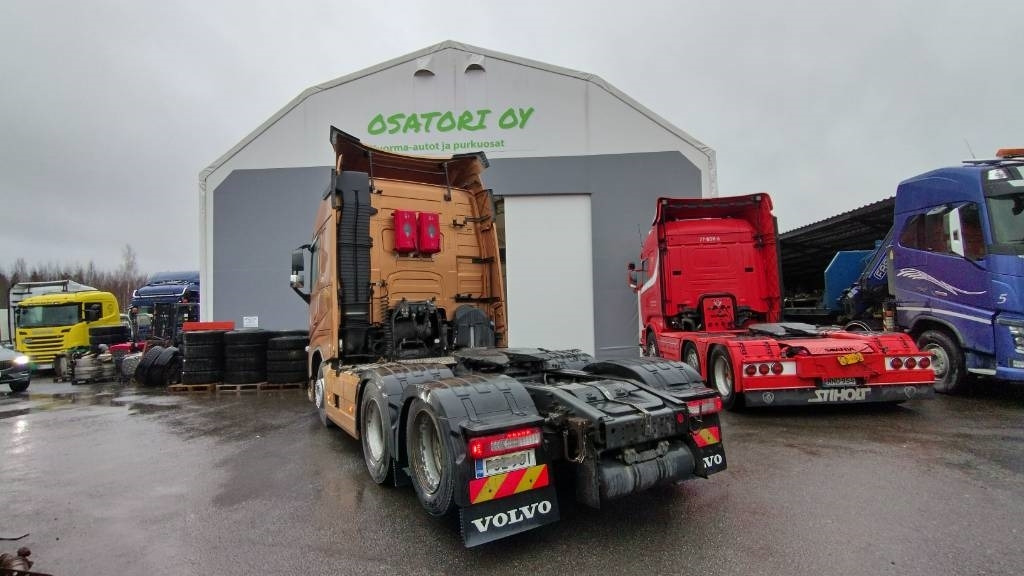 Volvo FH13 6x2 täysilmaveturi - Tractor truck: picture 5 Volvo FH13 6x2 täysilmaveturi - Tractor truck: picture 5