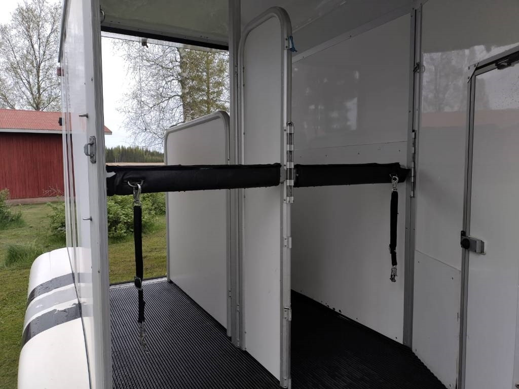 Umeå A45 Hevostraileri, etupurku - Livestock trailer: picture 5 Umeå A45 Hevostraileri, etupurku - Livestock trailer: picture 5