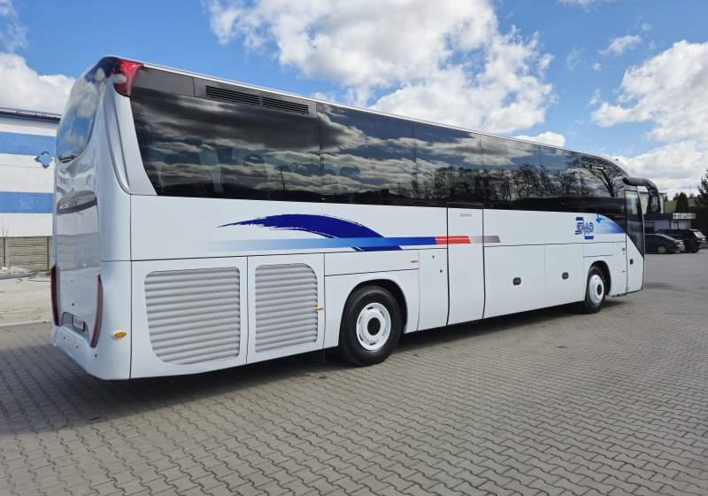Iveco MAGELYS / SPROWADZONE / MANUAL / 12.20 M - Coach: picture 4 Iveco MAGELYS / SPROWADZONE / MANUAL / 12.20 M - Coach: picture 4