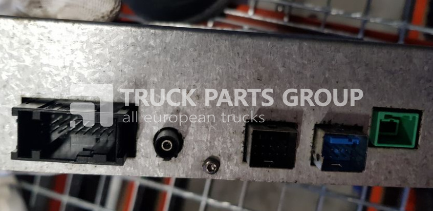 RENAULT T series RANGE, GAMA, VOLVO FH4 EURO6 multimedia radio system, 2 control unit - Dashboard for Truck: picture 1 RENAULT T series RANGE, GAMA, VOLVO FH4 EURO6 multimedia radio system, 2 control unit - Dashboard for Truck: picture 1