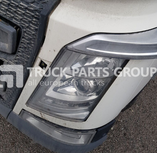 VOLVO FH4 EURO6, EURO 6 emission lamps, head lamps 22239247, 22239244, control unit - Headlight for Truck: picture 1 VOLVO FH4 EURO6, EURO 6 emission lamps, head lamps 22239247, 22239244, control unit - Headlight for Truck: picture 1