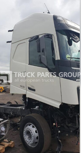 VOLVO FH4 EURO6 cab, cabin, GLOBETROTTER, GLOBETROTTER XL, high cab, 8 cabin - Cab for Truck: picture 1 VOLVO FH4 EURO6 cab, cabin, GLOBETROTTER, GLOBETROTTER XL, high cab, 8 cabin - Cab for Truck: picture 1