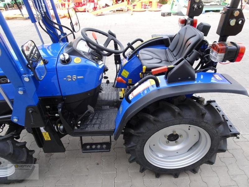 Solis Solis 26 Traktor Trecker Schlepper Bulldog Allrad 26PS NEU - Compact tractor: picture 4 Solis Solis 26 Traktor Trecker Schlepper Bulldog Allrad 26PS NEU - Compact tractor: picture 4