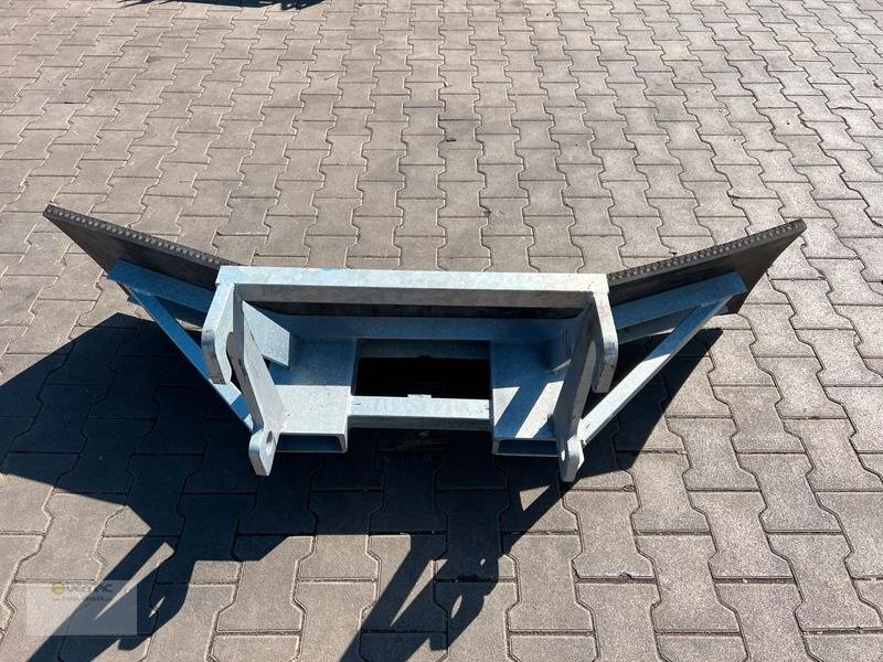 Vemac Gummischieber 260 Weidemann Kramer Wacker Hoflader Futterschieber - Blade for Agricultural machinery: picture 3 Vemac Gummischieber 260 Weidemann Kramer Wacker Hoflader Futterschieber - Blade for Agricultural machinery: picture 3