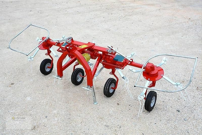 Vemac Heuwender 360 Daros 4GN Kreiselheuwender Kreiselwender NEU - Tedder/ Rake: picture 3 Vemac Heuwender 360 Daros 4GN Kreiselheuwender Kreiselwender NEU - Tedder/ Rake: picture 3