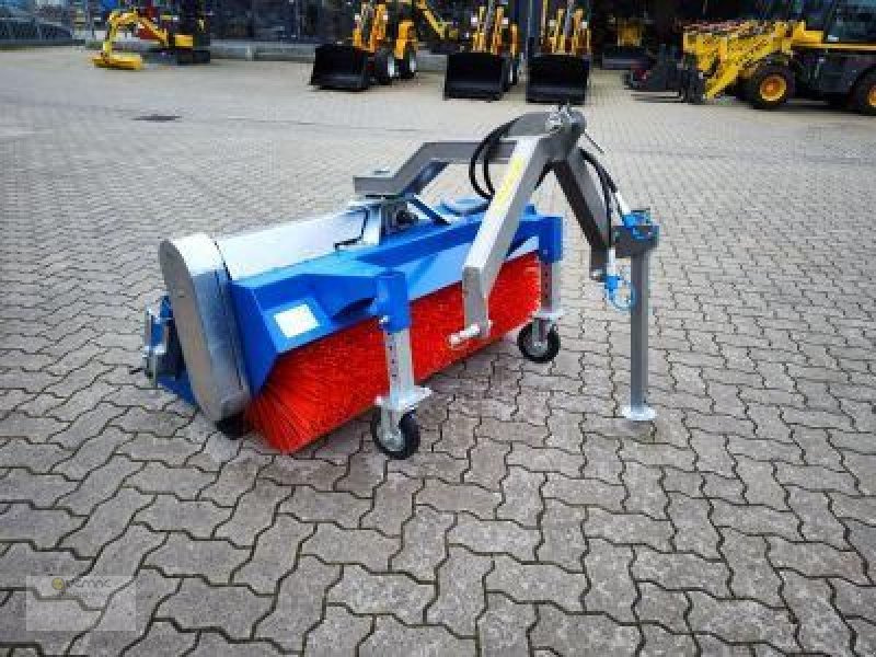 Vemac Kehrmaschine FM120 120cm Kehrbesen Bürste Traktor Zapfwelle NEU - Broom: picture 1 Vemac Kehrmaschine FM120 120cm Kehrbesen Bürste Traktor Zapfwelle NEU - Broom: picture 1