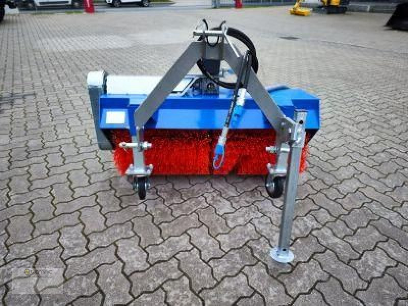 Vemac Kehrmaschine FM120 120cm Kehrbesen Bürste Traktor Zapfwelle NEU - Broom: picture 4 Vemac Kehrmaschine FM120 120cm Kehrbesen Bürste Traktor Zapfwelle NEU - Broom: picture 4