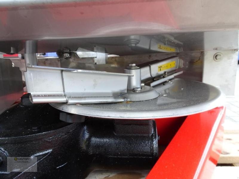 New Fertilizer spreader Vemac Zweischeibenstreuer 1200KG Streuer Winterdienst Traktor NEU: picture 14