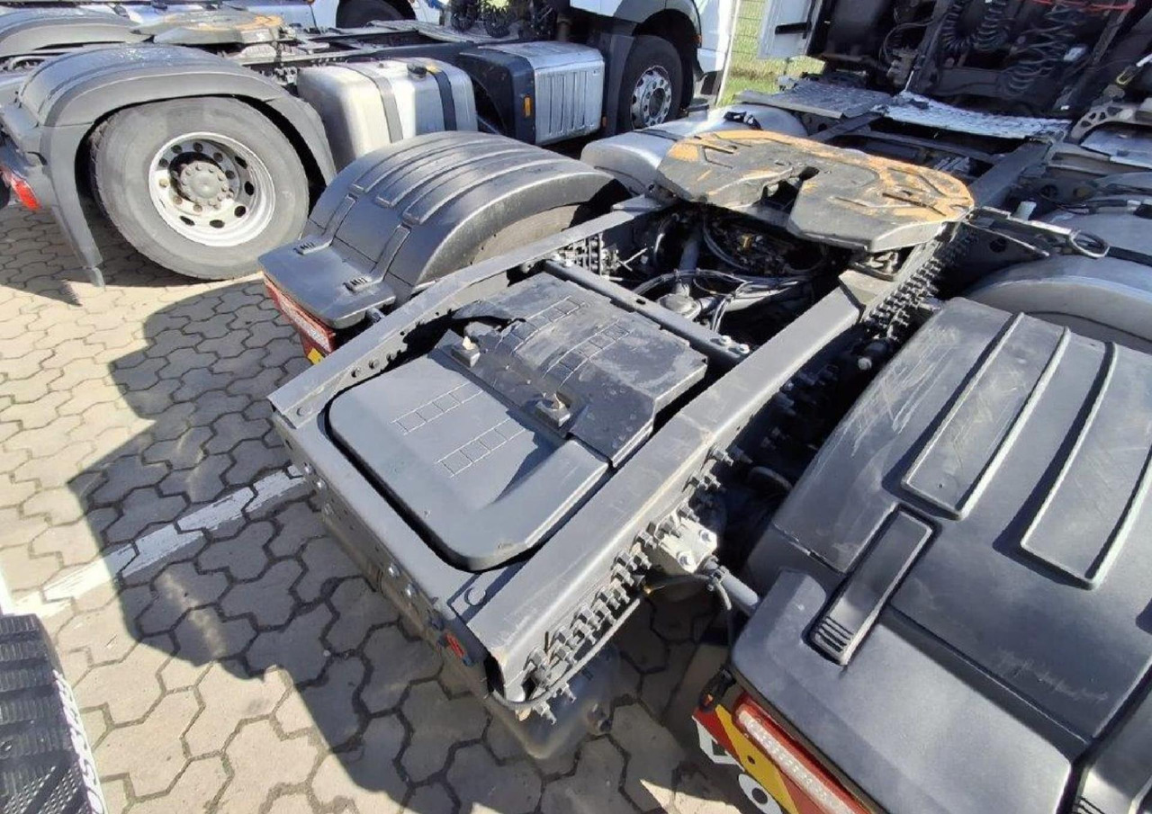 2022 Volvo FH 500 Globetrotter XL Varios - Tractor truck: picture 2 2022 Volvo FH 500 Globetrotter XL Varios - Tractor truck: picture 2