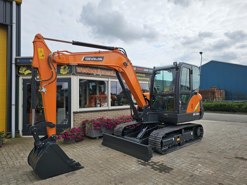 Develon DX60E-10N - Mini excavator: picture 2 Develon DX60E-10N - Mini excavator: picture 2