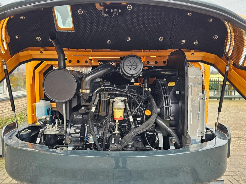 Mini excavator Hyundai HX60PRO: picture 8 Mini excavator Hyundai HX60PRO: picture 8