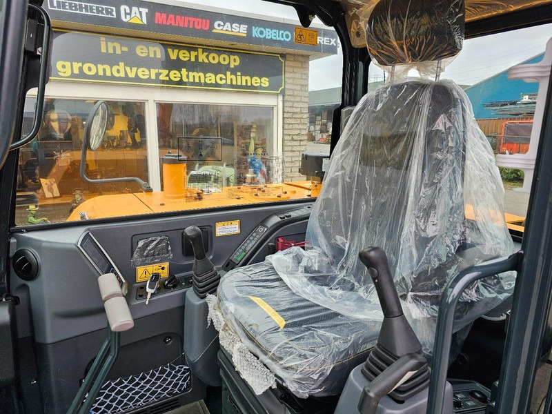 Mini excavator Hyundai HX60PRO: picture 11 Mini excavator Hyundai HX60PRO: picture 11