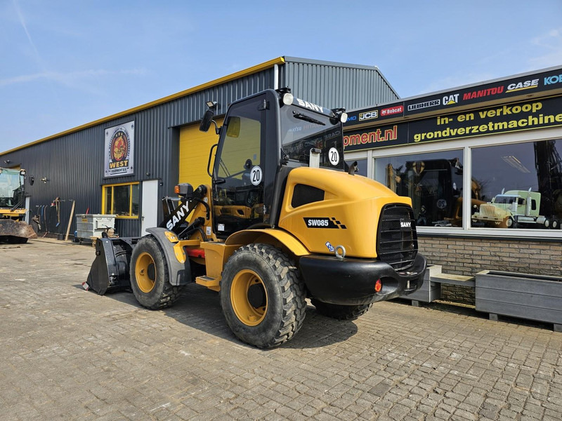 Sany SW085 - Wheel loader: picture 3 Sany SW085 - Wheel loader: picture 3
