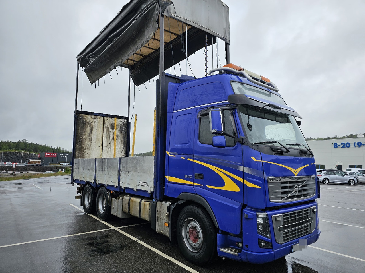 Volvo FH16 540 6x4 - Curtain side truck: picture 1 Volvo FH16 540 6x4 - Curtain side truck: picture 1
