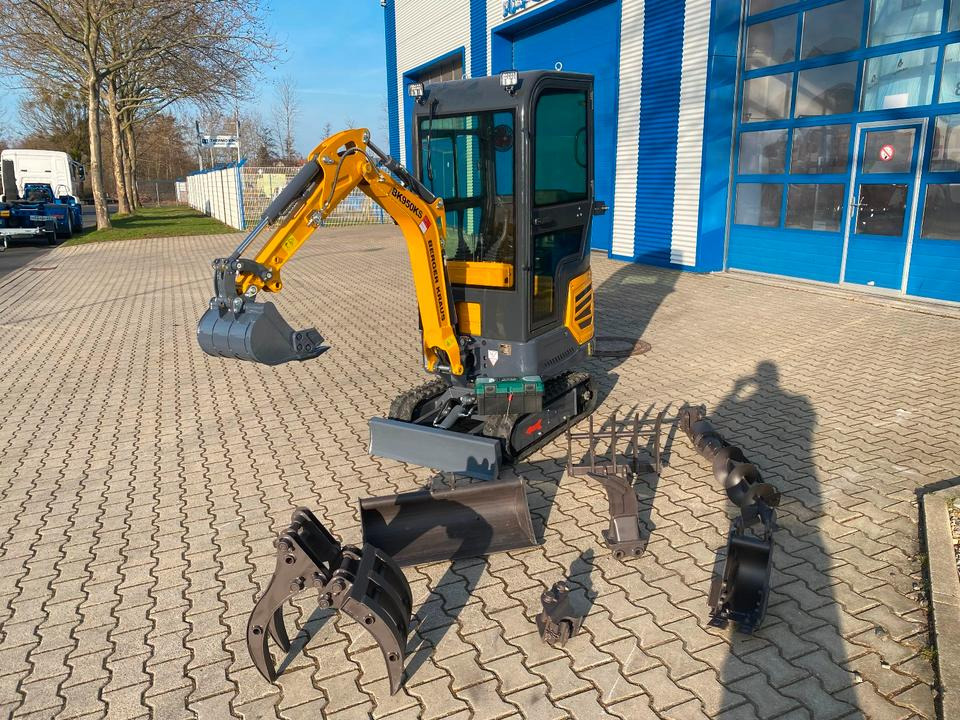 Minibagger BK950KS + Zubehör *INKL.19% MWST*BERGER KRAUS*KABINE*SOFORT!* - Mini excavator: picture 3 Minibagger BK950KS + Zubehör *INKL.19% MWST*BERGER KRAUS*KABINE*SOFORT!* - Mini excavator: picture 3