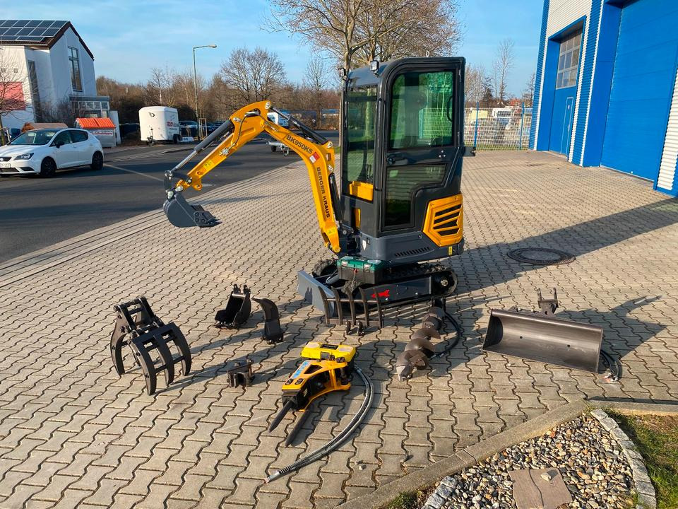 Minibagger BK950KS + Zubehör *INKL.19% MWST*BERGER KRAUS*KABINE*SOFORT!* - Mini excavator: picture 2 Minibagger BK950KS + Zubehör *INKL.19% MWST*BERGER KRAUS*KABINE*SOFORT!* - Mini excavator: picture 2