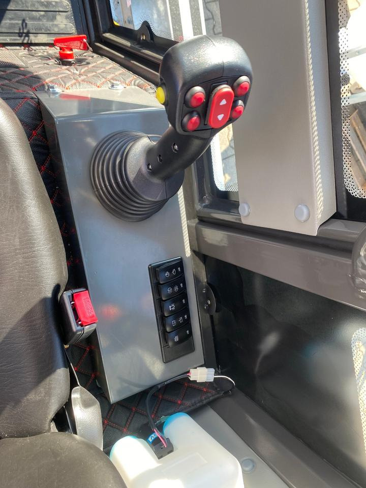 Compact loader Radlader/Hoflader BK810 inkl. Tieflader und Winterpaket *INKL.19% MWST*BERGER KRAUS* KUBOTA*EURO*CE*: picture 18 Compact loader Radlader/Hoflader BK810 inkl. Tieflader und Winterpaket *INKL.19% MWST*BERGER KRAUS* KUBOTA*EURO*CE*: picture 18