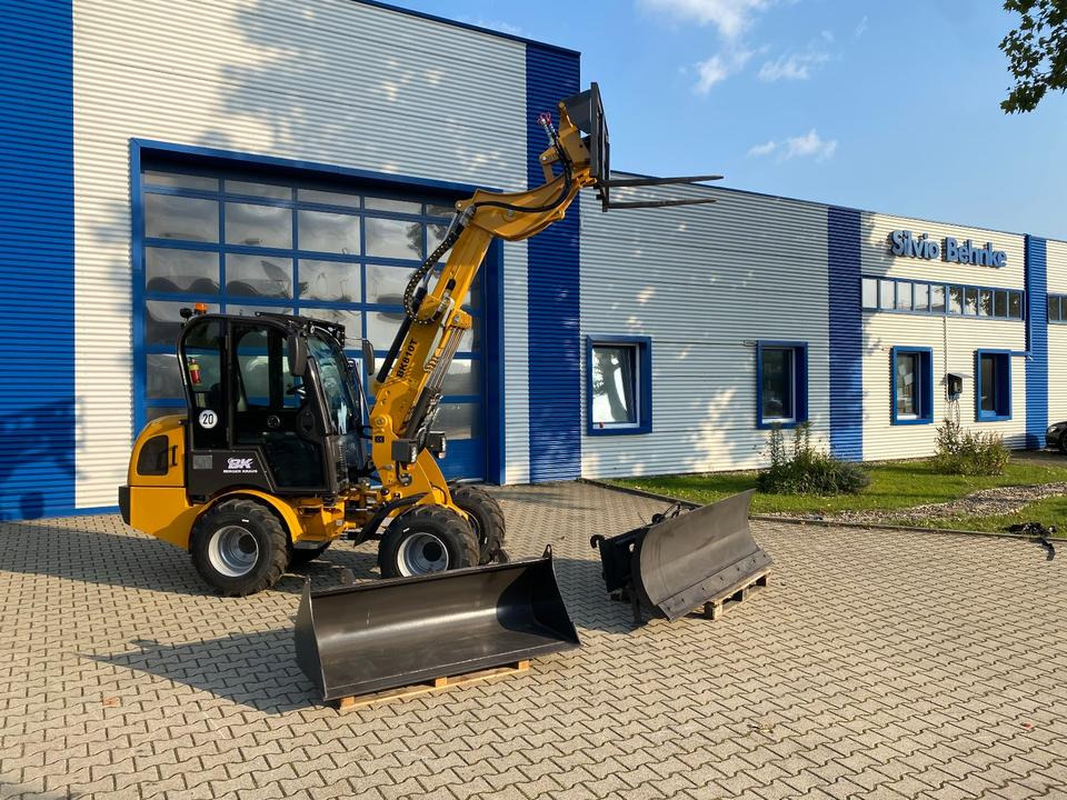 Teleskoplader/Radlader BK810T inkl. Schneeschild *INKL.19% MWST*BERGER KRAUS*KUBOTA*EURO*CE* - Telescopic wheel loader: picture 2 Teleskoplader/Radlader BK810T inkl. Schneeschild *INKL.19% MWST*BERGER KRAUS*KUBOTA*EURO*CE* - Telescopic wheel loader: picture 2