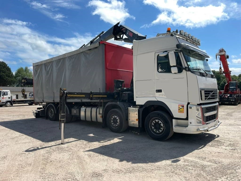 Volvo FH 460 - Curtain side truck, Crane truck: picture 1 Volvo FH 460 - Curtain side truck, Crane truck: picture 1