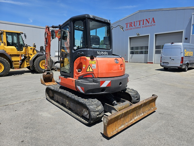 KUBOTA KX057-4 - Mini excavator: picture 3 KUBOTA KX057-4 - Mini excavator: picture 3