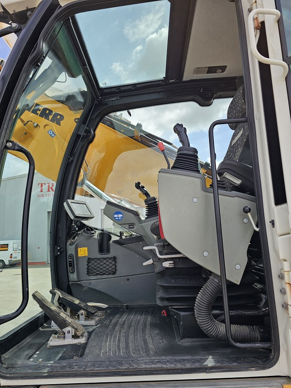 Waste/ Industry handler LIEBHERR LH22M: picture 10