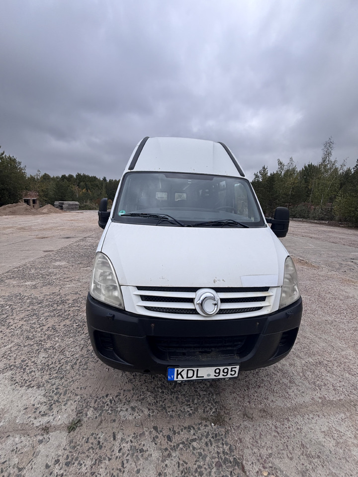 IVECO Daily - Minibus, Passenger van: picture 2 IVECO Daily - Minibus, Passenger van: picture 2