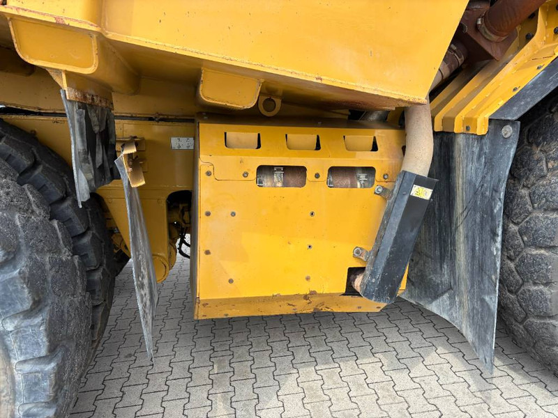 Rigid dumper/ Rock truck Cat 772G: picture 13