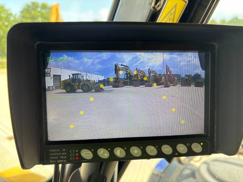 Rigid dumper/ Rock truck Cat 772G: picture 19