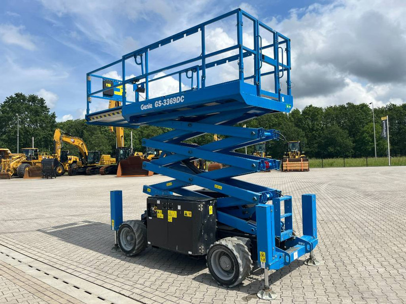 Genie GS 3369 DC - Scissor lift: picture 2 Genie GS 3369 DC - Scissor lift: picture 2