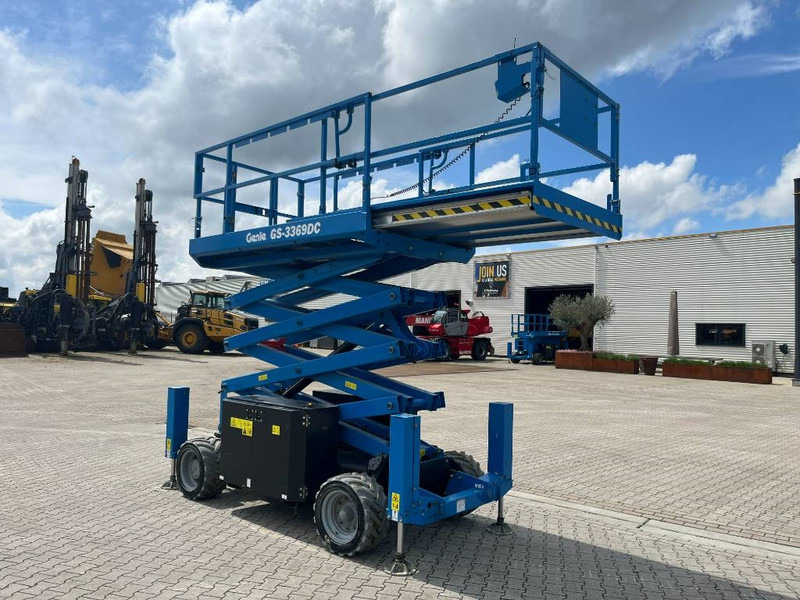 Genie GS 3369 DC - Scissor lift: picture 4 Genie GS 3369 DC - Scissor lift: picture 4