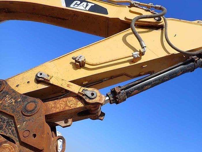 Excavator CAT 345DL ME: picture 19
