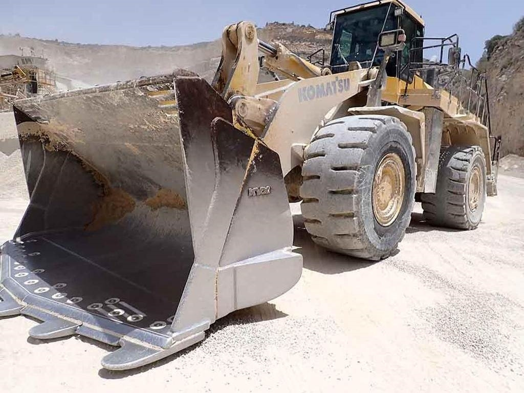 Komatsu WA600-8EO  - Wheel loader: picture 1 Komatsu WA600-8EO  - Wheel loader: picture 1