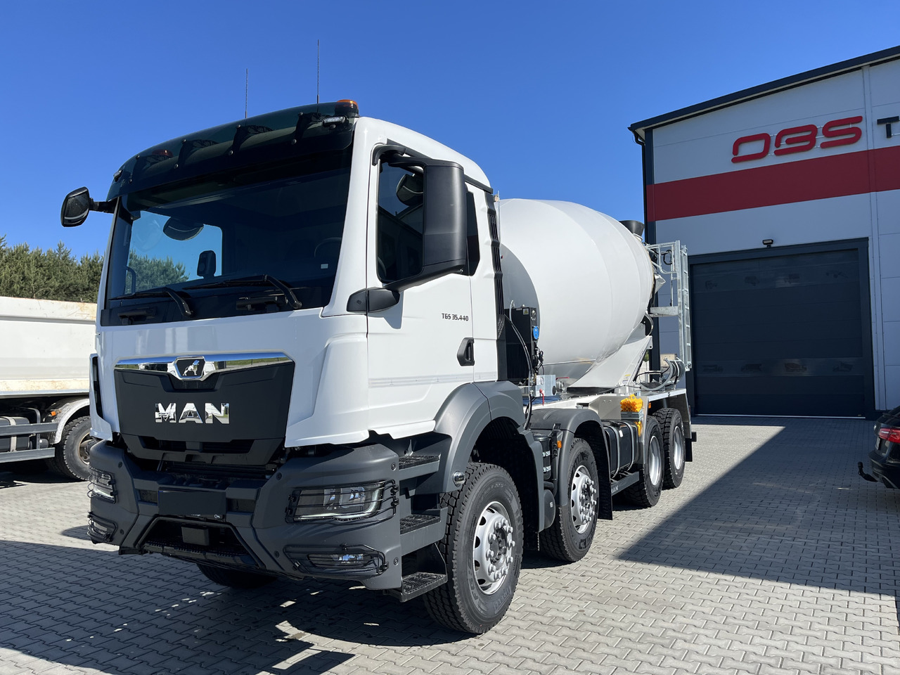 MAN TGS 35.440, 8x4 BB, EURO 6, YEAR 2024, 10m - NEW - Concrete mixer truck: picture 2 MAN TGS 35.440, 8x4 BB, EURO 6, YEAR 2024, 10m - NEW - Concrete mixer truck: picture 2