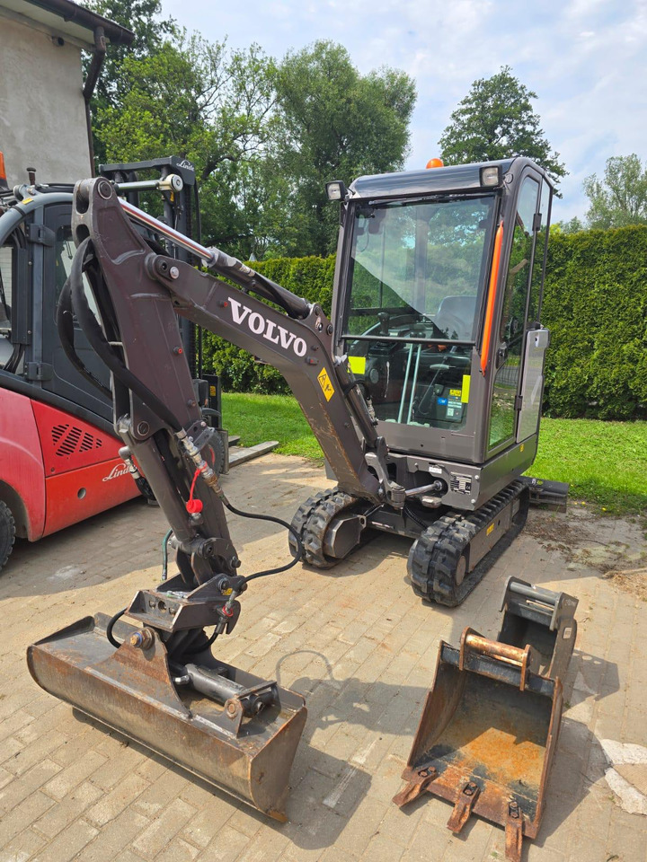 VOLVO EC 18 E - Mini excavator: picture 1 VOLVO EC 18 E - Mini excavator: picture 1