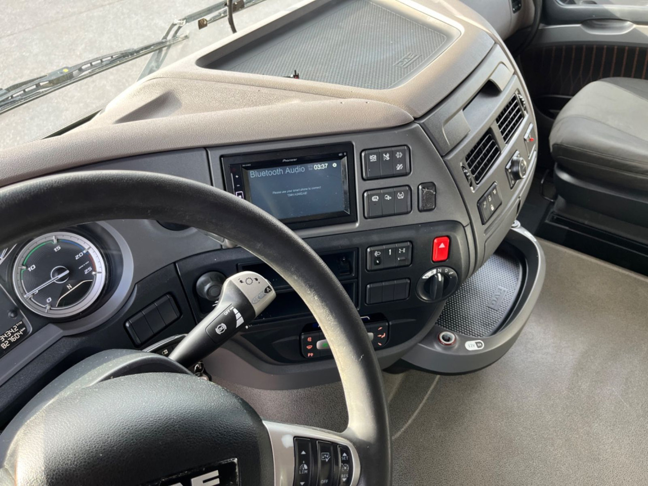 Tractor truck DAF XF 460 SSC: picture 10 Tractor truck DAF XF 460 SSC: picture 10