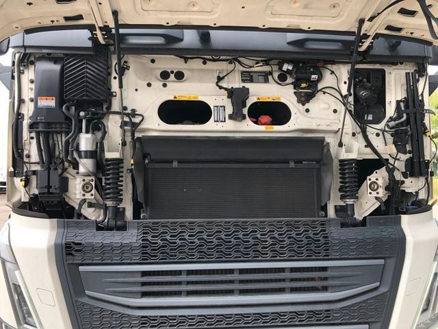 Volvo FH460 8x2 TRIDEM VLA&NLA gelenkt*FASSI F215AS.24 leasing Volvo FH460 8x2 TRIDEM VLA&NLA gelenkt*FASSI F215AS.24: picture 21