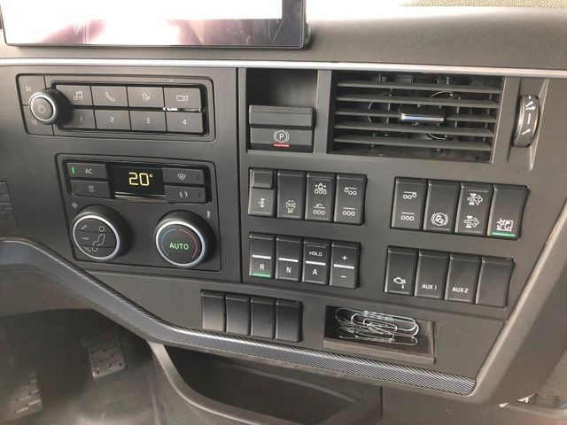 Volvo FH460 8x2 TRIDEM VLA&NLA gelenkt*FASSI F215AS.24 leasing Volvo FH460 8x2 TRIDEM VLA&NLA gelenkt*FASSI F215AS.24: picture 23