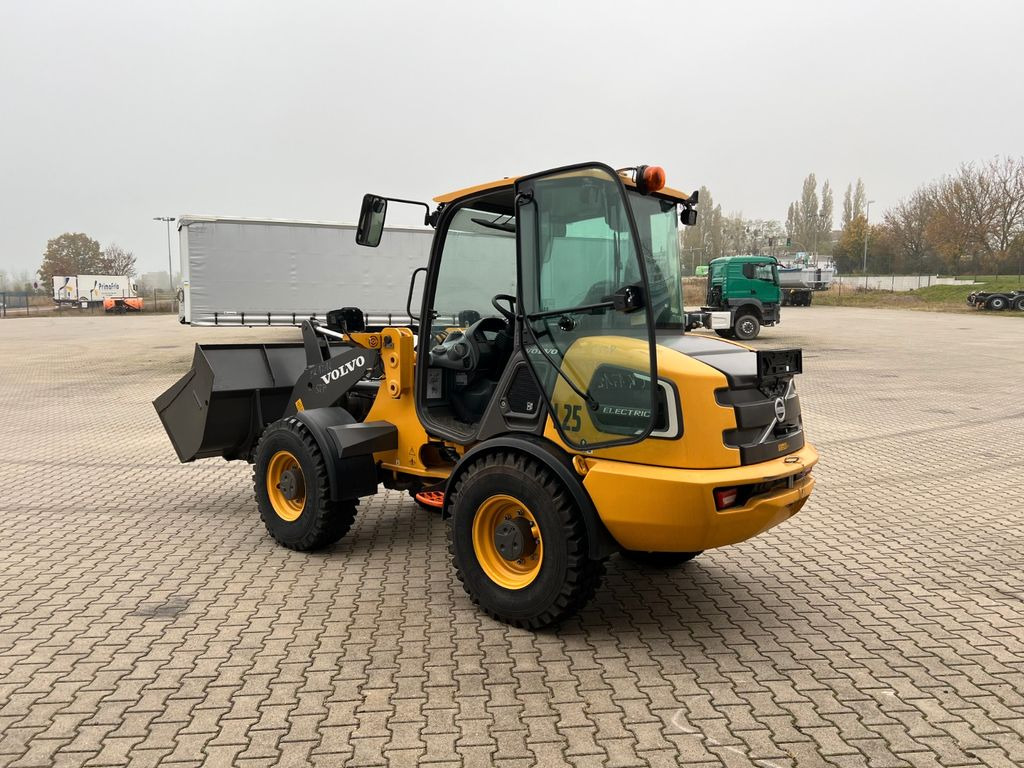 Volvo JL25H Electric *Auch Miete - Wheel loader: picture 3 Volvo JL25H Electric *Auch Miete - Wheel loader: picture 3
